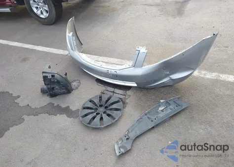 2010 Honda Accord 2.4 Lx z USA, uszkodzony, nr VIN 1HGCP2F35AA185827